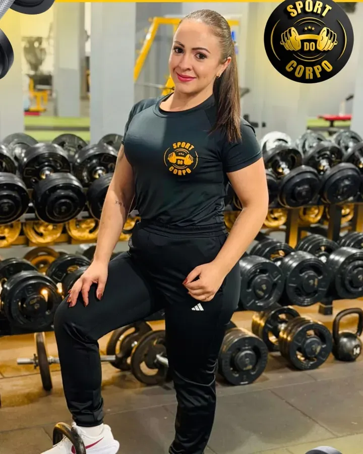 Foto do professor Camila Brum da Sport do Corpo